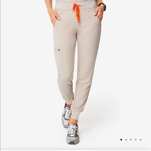 Figs Zamora Medium Tall Boulder Scrubs